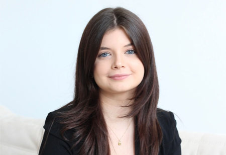 Victoria Crowe, Founder & Program Director, Signature Donors | Medical Care Review